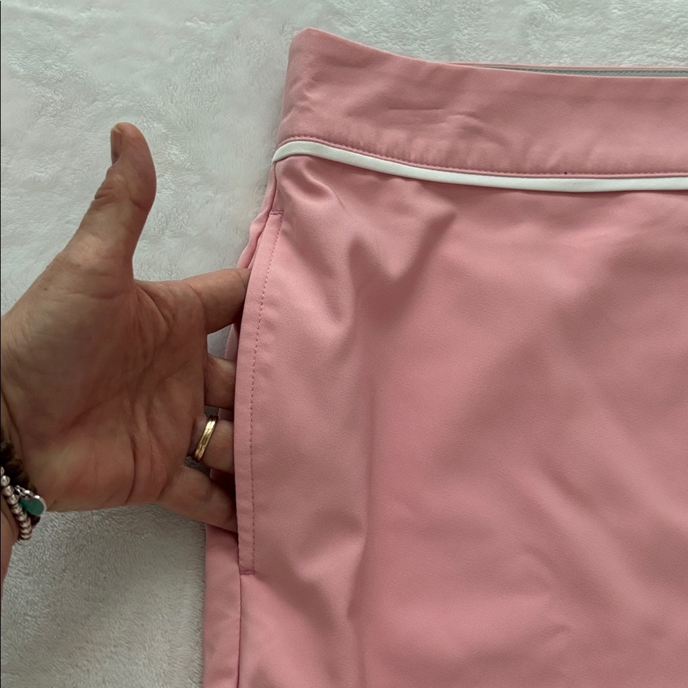 IZOD Sawgrass Candy Pink Scalloped Hem Golf Skort--NWT--10 - Picture 2 of 15